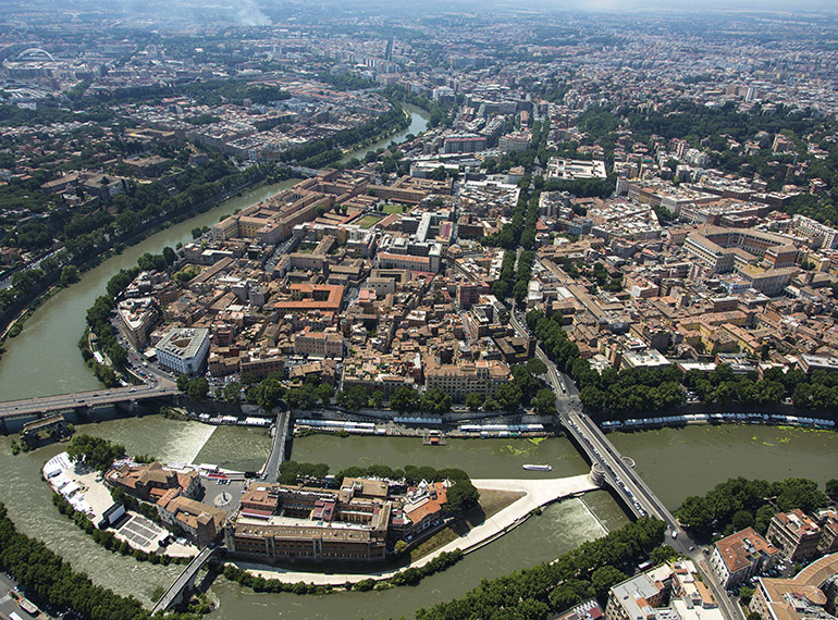 Roma dall'alto e le sue storie